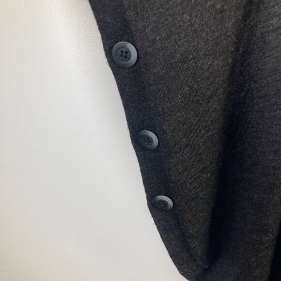 Womens Cynthia Rowley Merino Wool Sweater Poncho Gray Black M Wool Button Detail - Picture 6 of 7